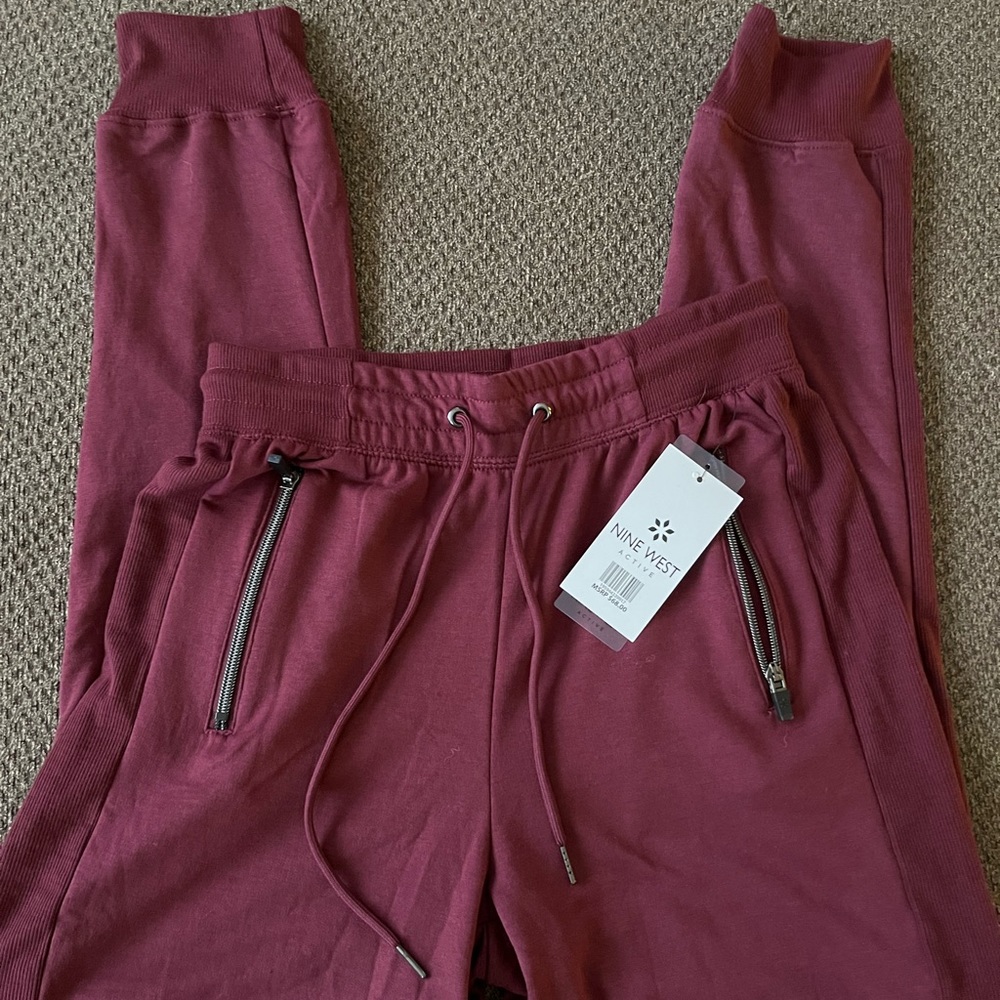 NWT! Women’s Nine West Active Joggers